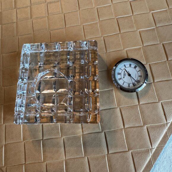 Waterford Desk Or Mantel Crystal Battery Operated Clock 3" x 3" x 1" - Picture 6 of 7